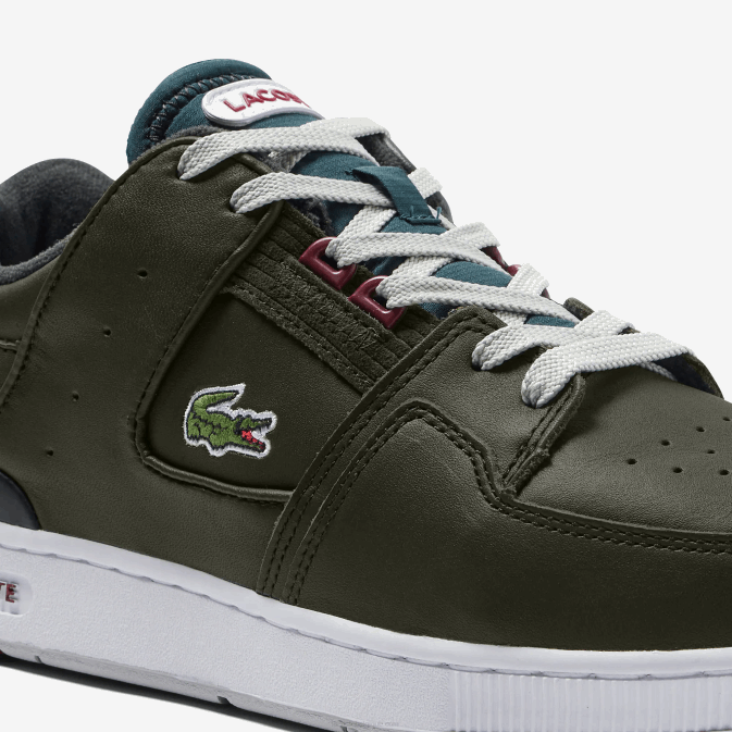 kaki et blanc 255 V6HV1705 Hommes Lacoste baskets court cage en cuir à contraste de couleurs